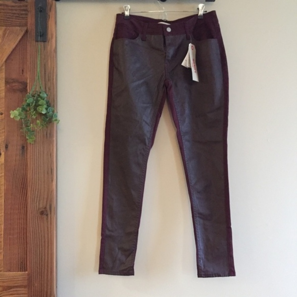 Levi's Maroon Pleather Front Skinny Jeans size 30
